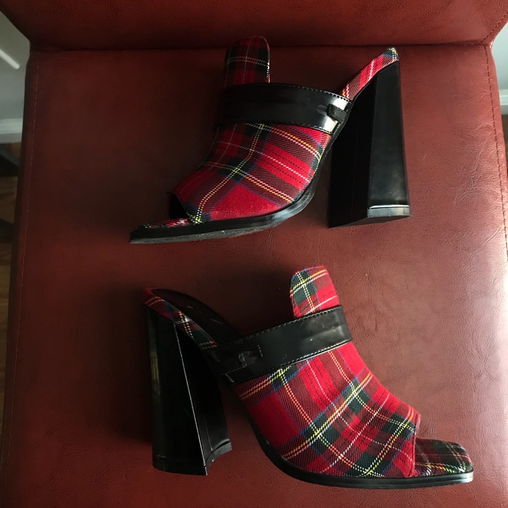 Plaid Mules - Picture 2 of 6